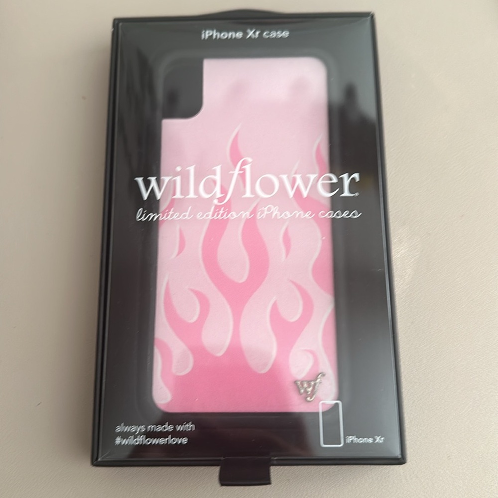 4 Wildflower IPhone XR cases. (Message to buy just specific one(s) or comment). - Picture 6 of 14